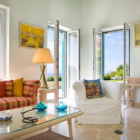 Kleismata Sleeps 8 Pool Air Con Wifi Villa *