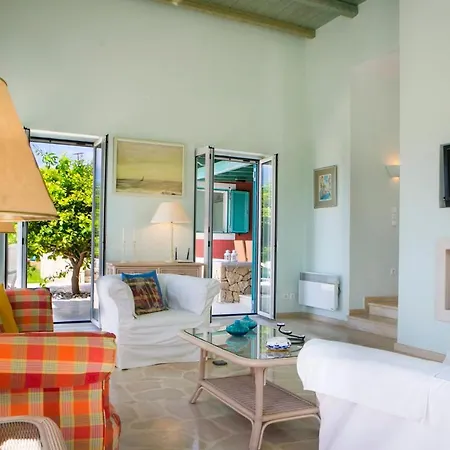 Kleismata Sleeps 8 Pool Air Con Wifi Villa *