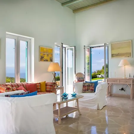 Kleismata Sleeps 8 Pool Air Con Wifi Villa *